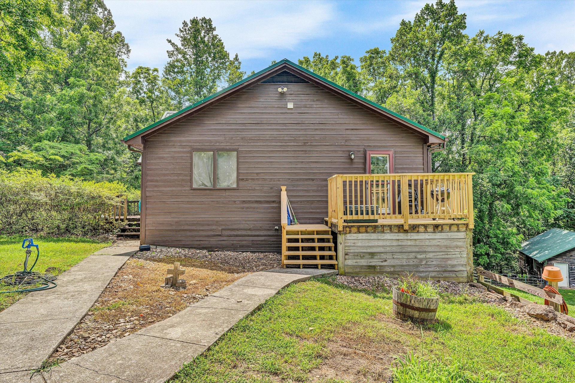 1865 Parrish RD - Photo 35