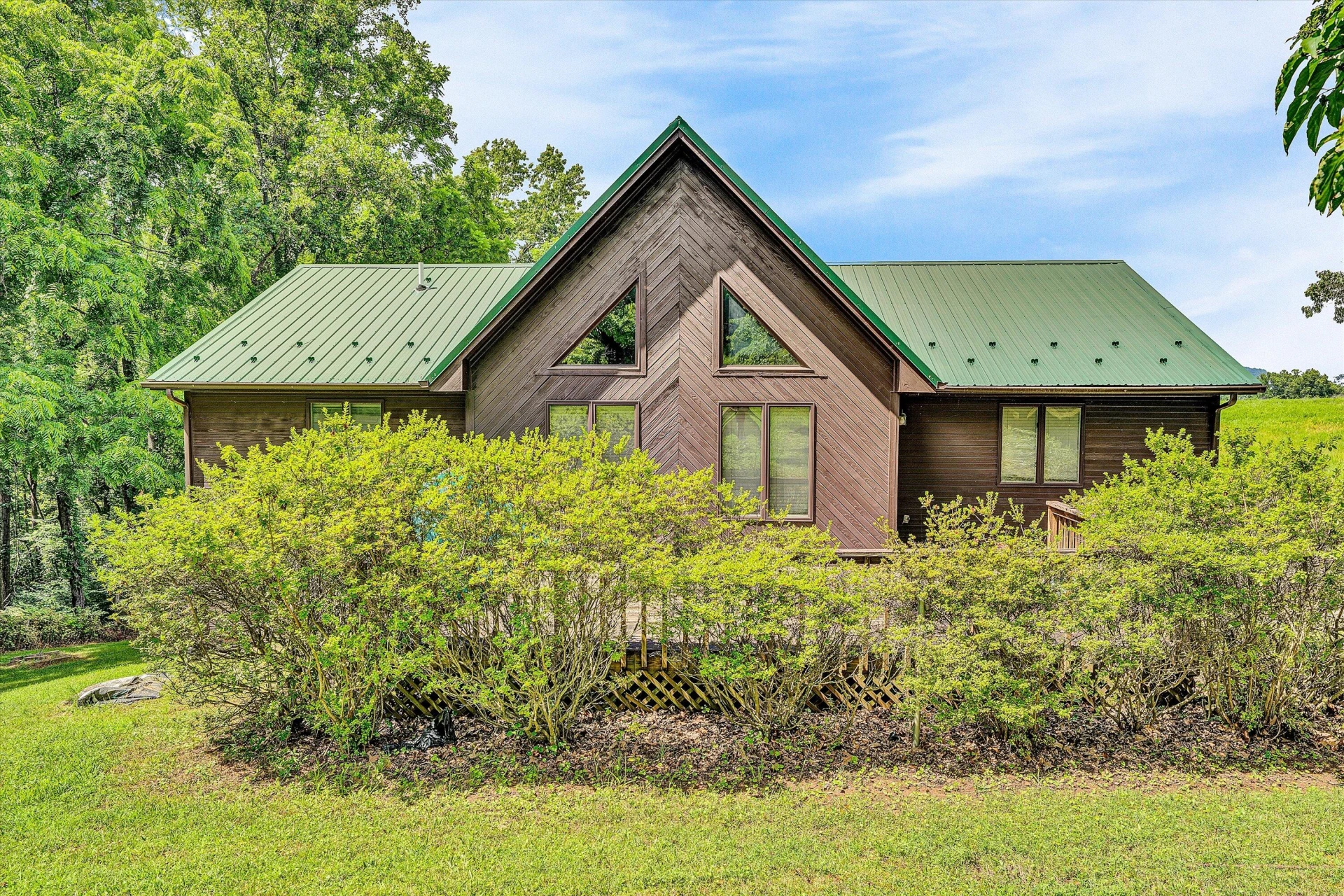 1865 Parrish RD - Photo 4