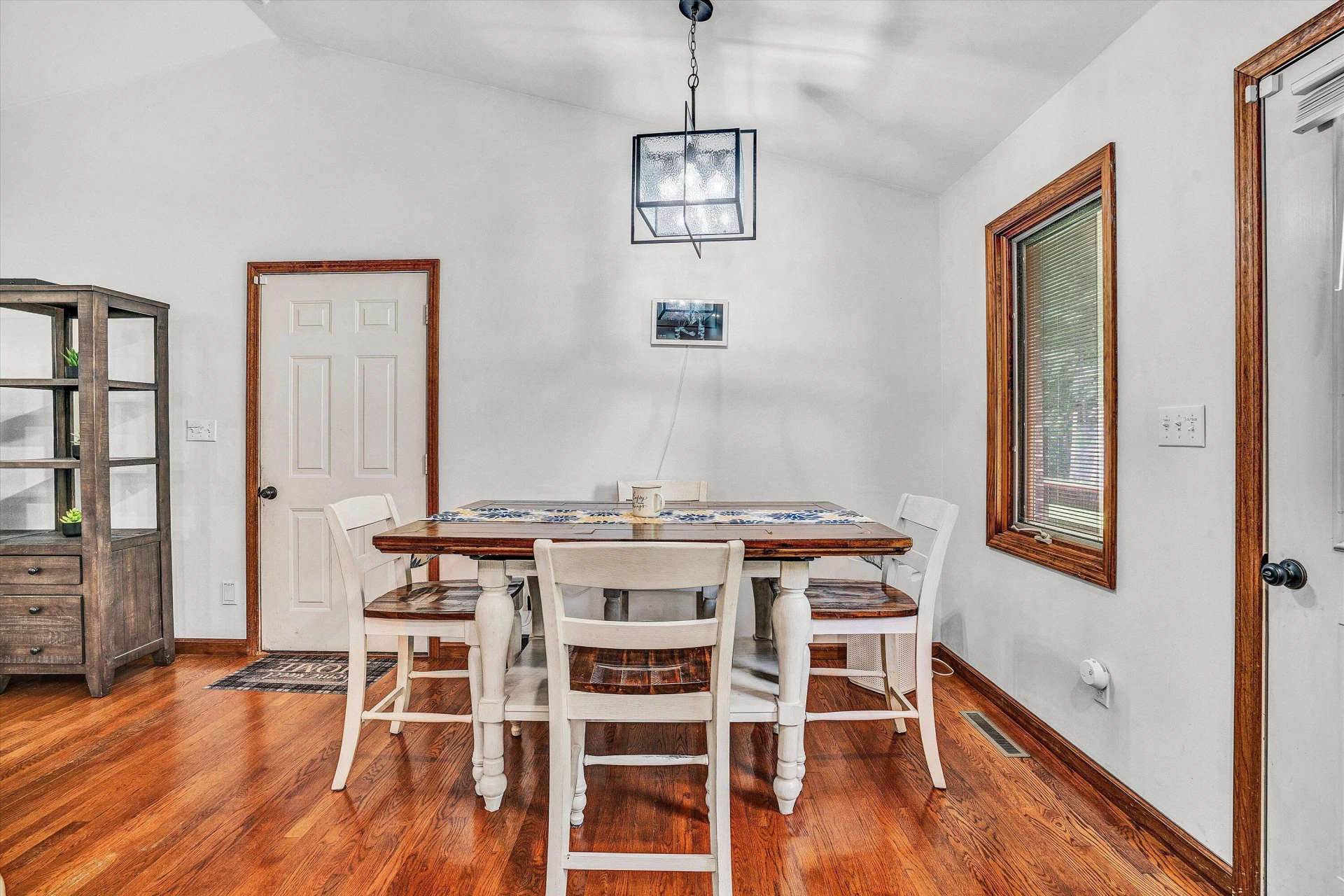 489 Monty RD - Photo 16