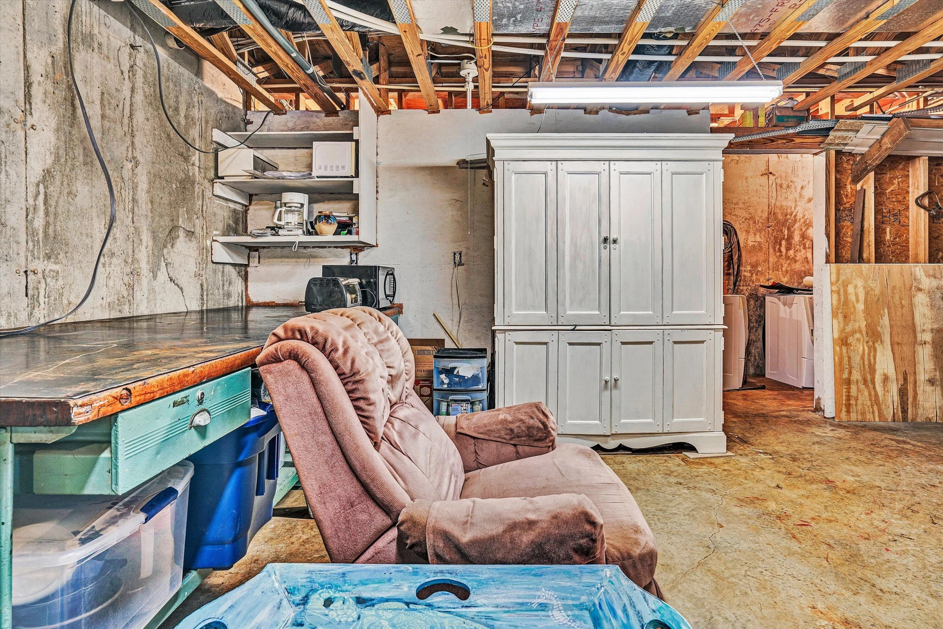 489 Monty RD - Photo 44