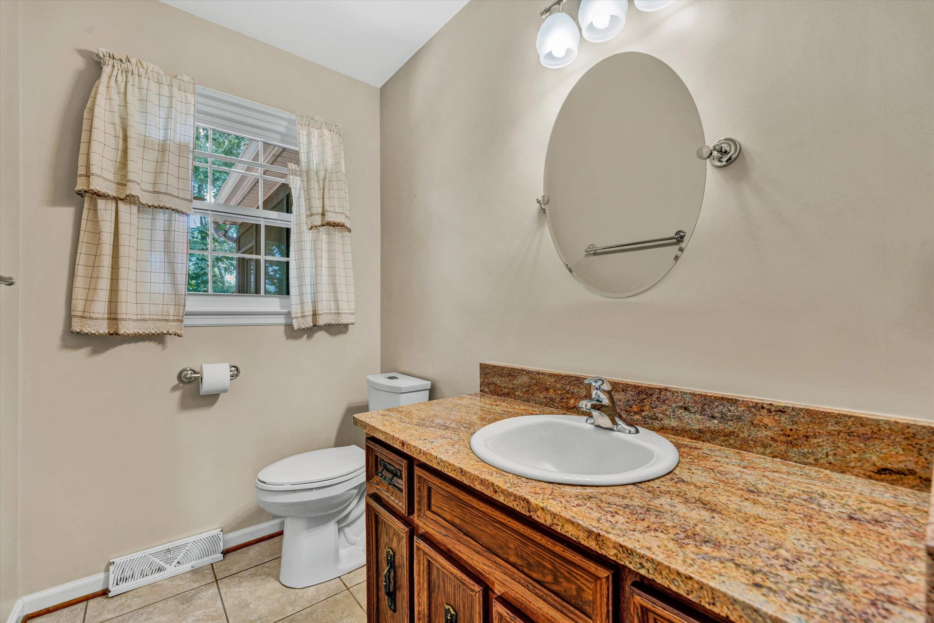 5666 Penguin DR - Photo 11