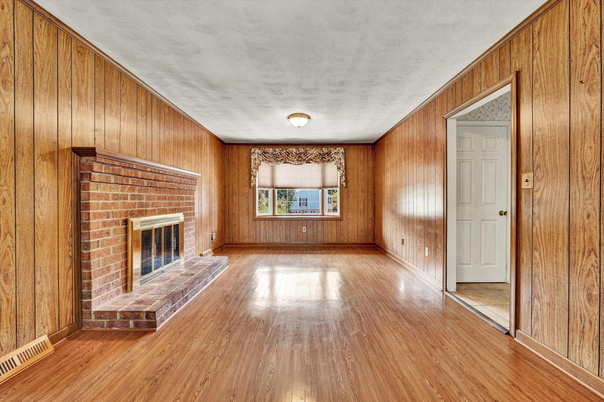 5666 Penguin DR - Photo 12
