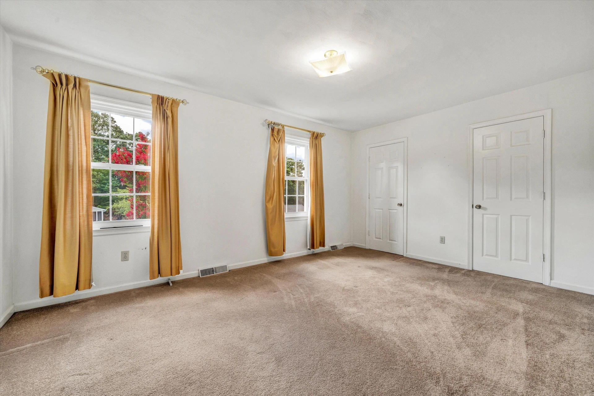 5666 Penguin DR - Photo 24