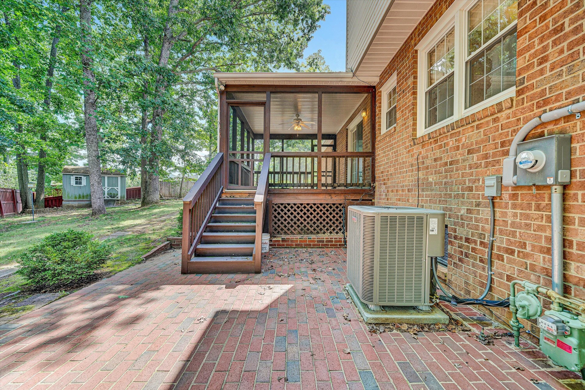 5666 Penguin DR - Photo 31