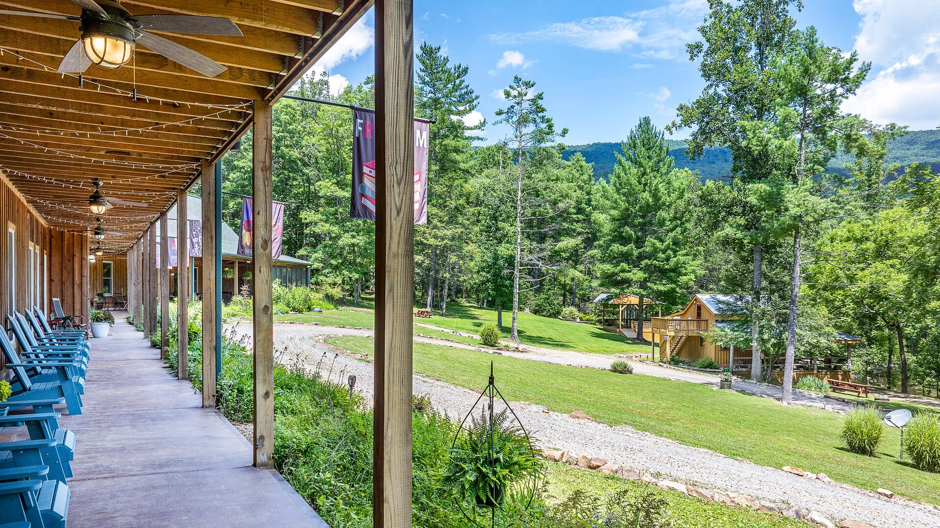 57 Hemlock Ridge LN - Photo 3
