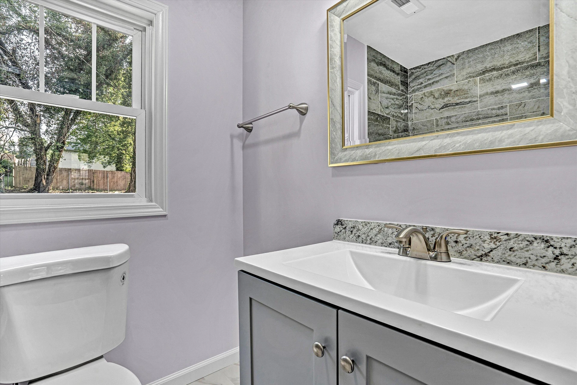 4013 Tennessee AVE NW - Photo 18