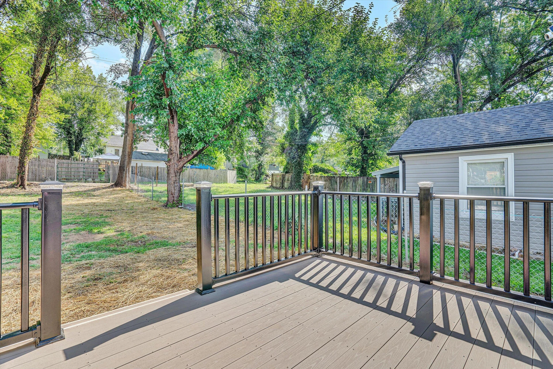 4013 Tennessee AVE NW - Photo 20
