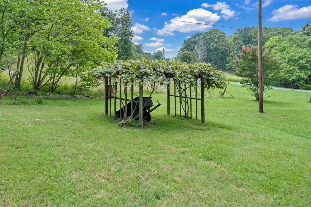 1514 Healing Springs RD - Photo 24