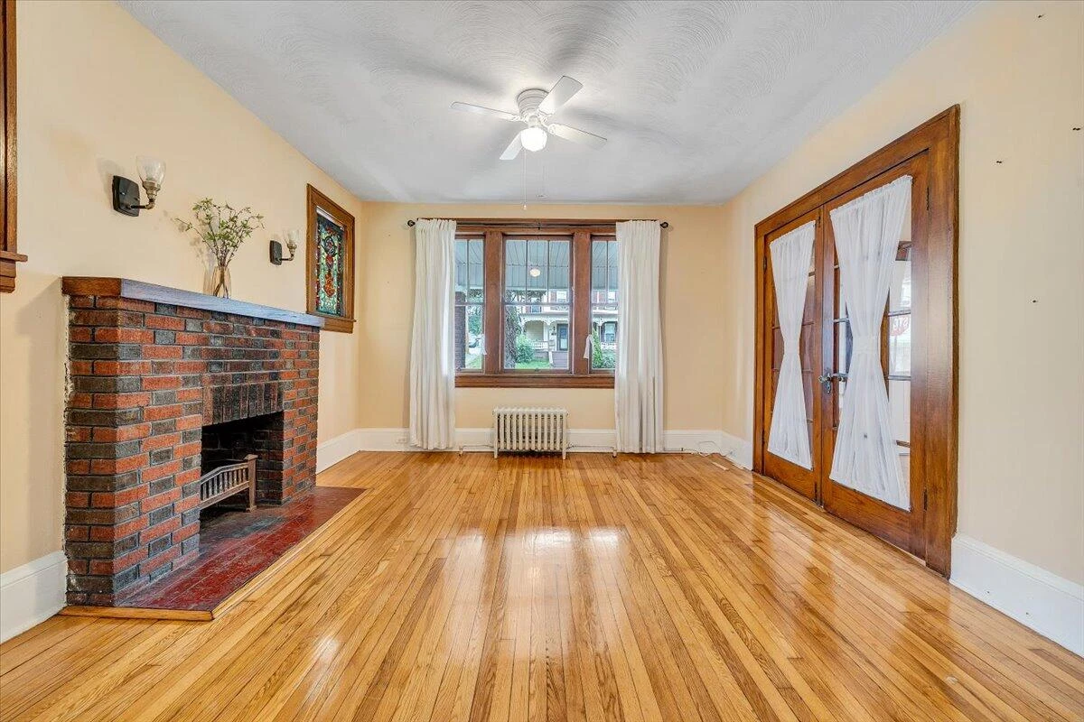 610 8th ST NW - Photo 11