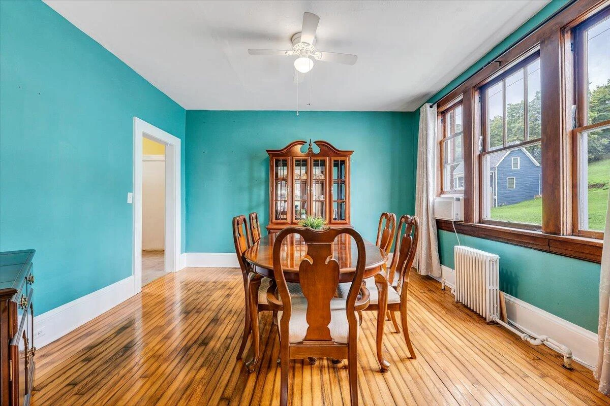 610 8th ST NW - Photo 12