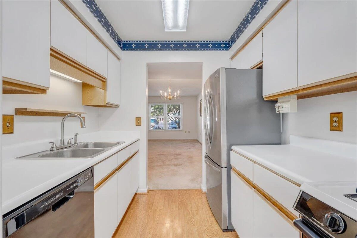 4624 Mill View CT - Photo 7