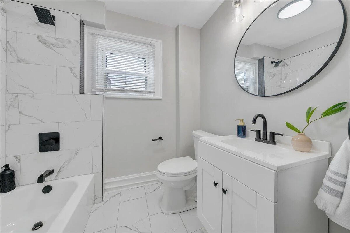 1111 Pechin AVE SE - Photo 26