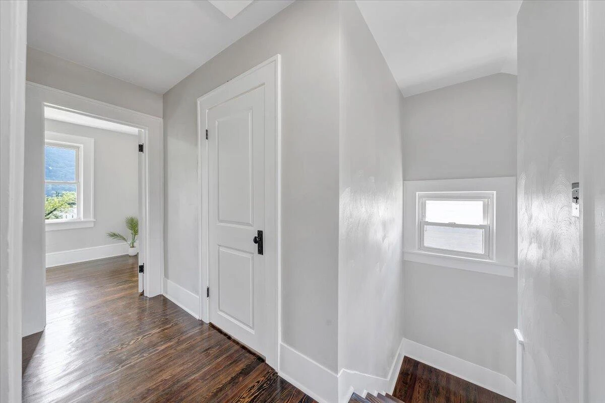 1111 Pechin AVE SE - Photo 30