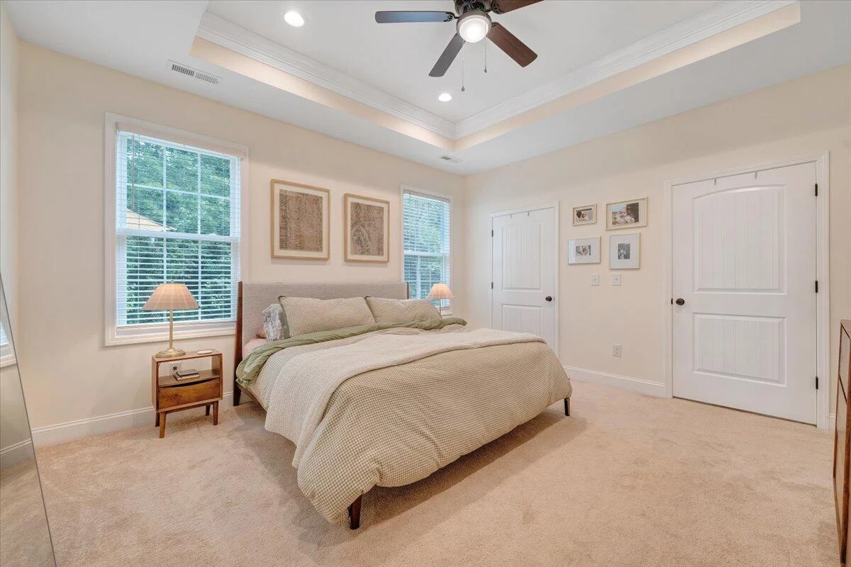 1290 Trafalgar DR - Photo 28