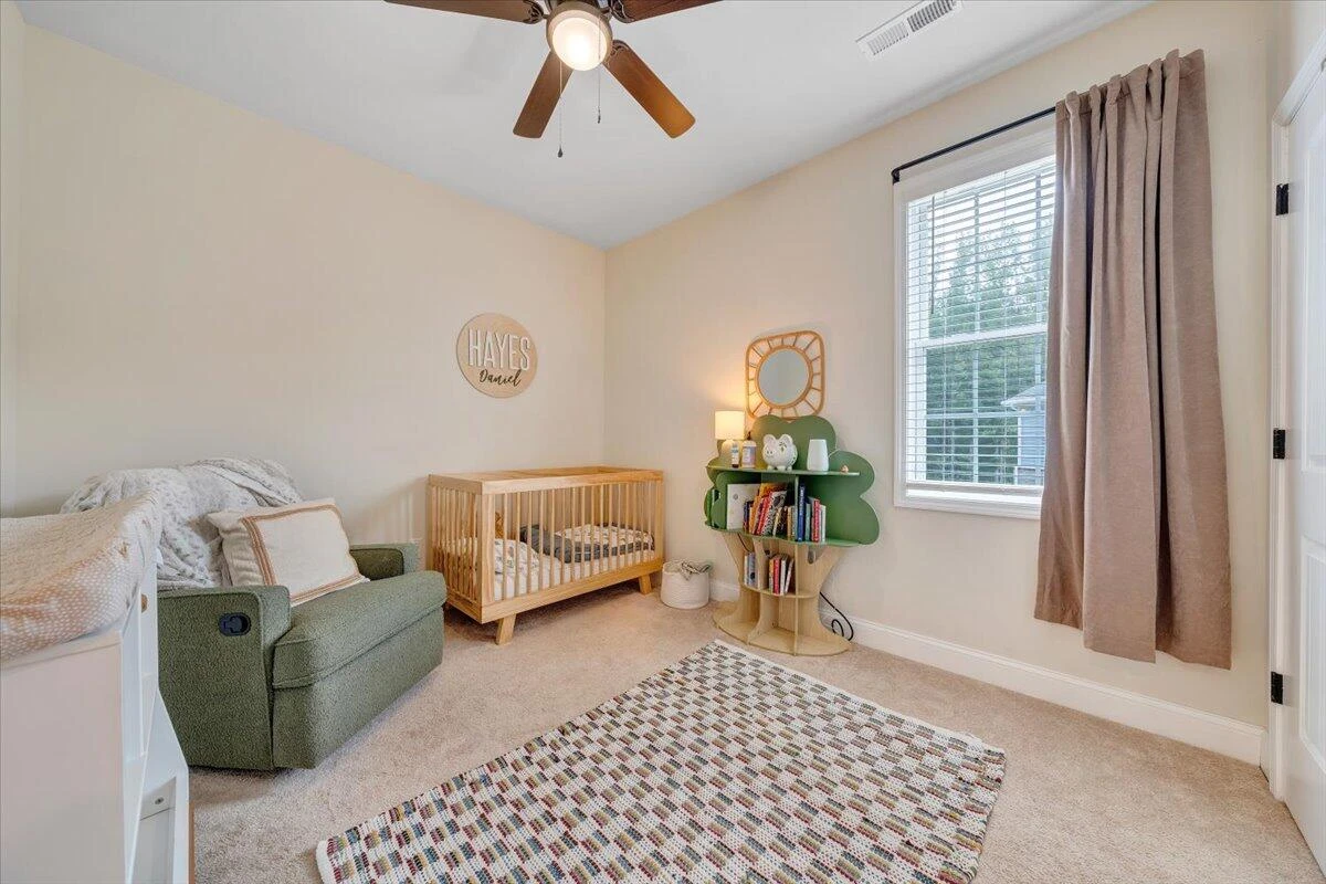1290 Trafalgar DR - Photo 7