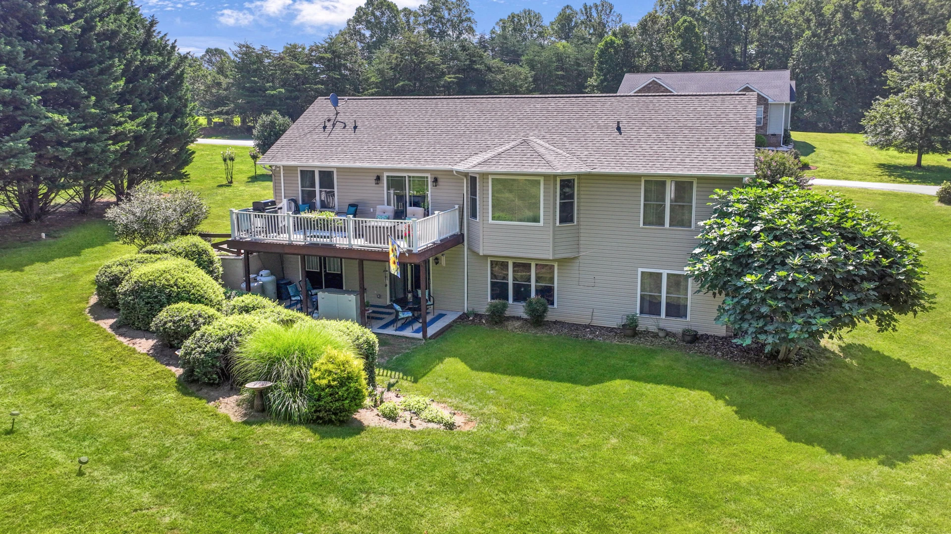 203 Indian Ridge DR - Photo 3