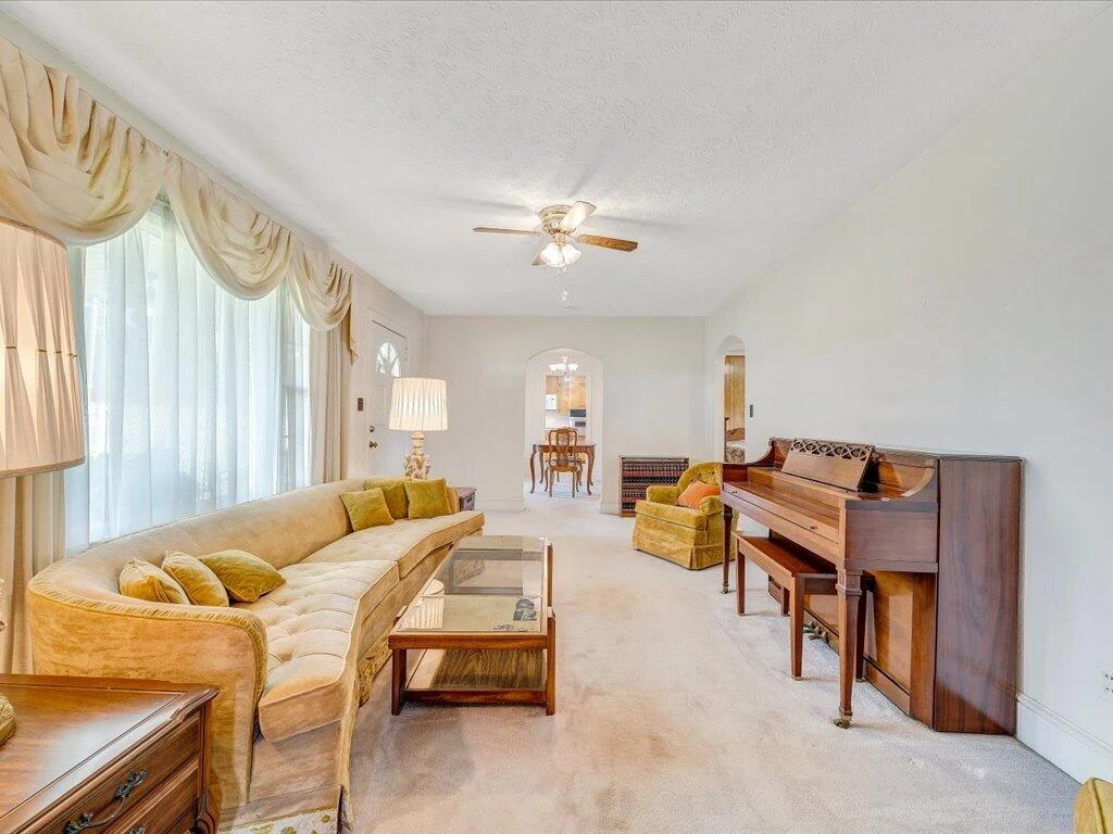 4300 Blackberry RD - Photo 11
