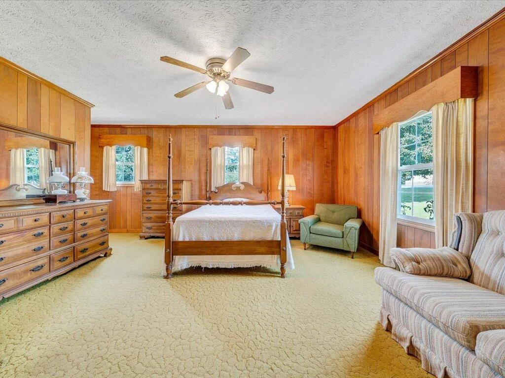 4300 Blackberry RD - Photo 21