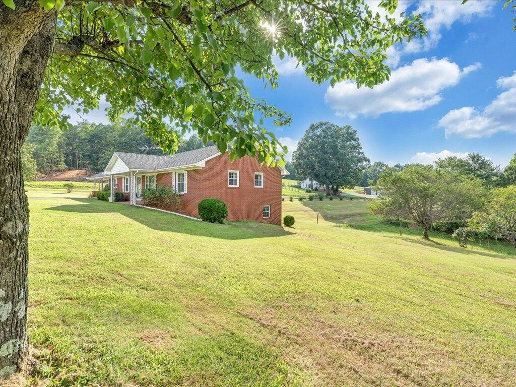 4300 Blackberry RD - Photo 40