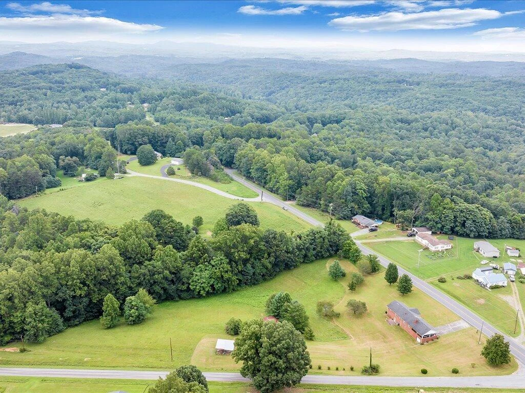 4300 Blackberry RD - Photo 44