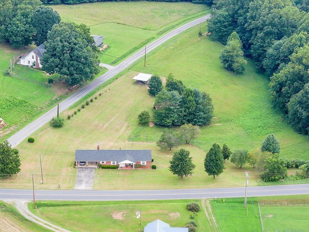 4300 Blackberry RD - Photo 52