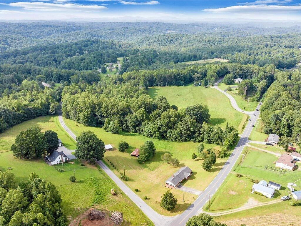 4300 Blackberry RD - Photo 56