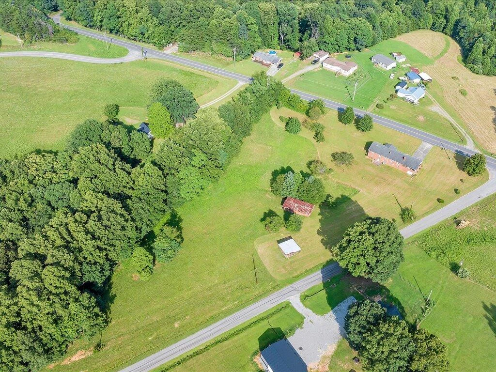 4300 Blackberry RD - Photo 67
