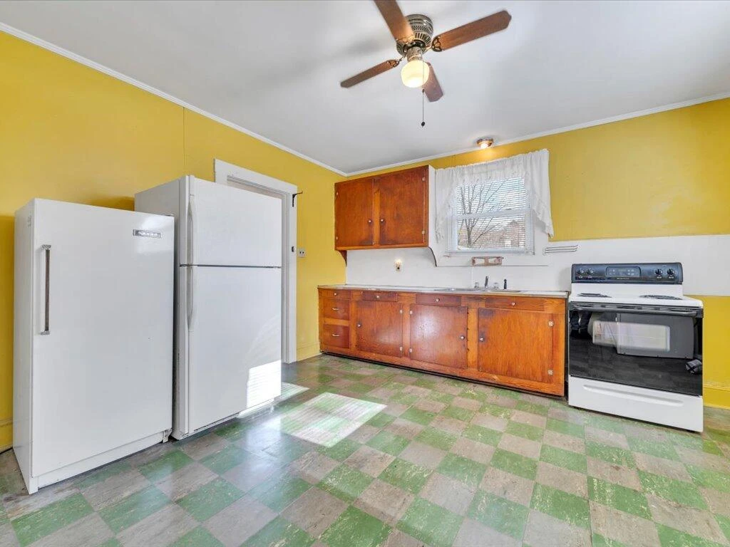 250 Chestnut ST - Photo 15