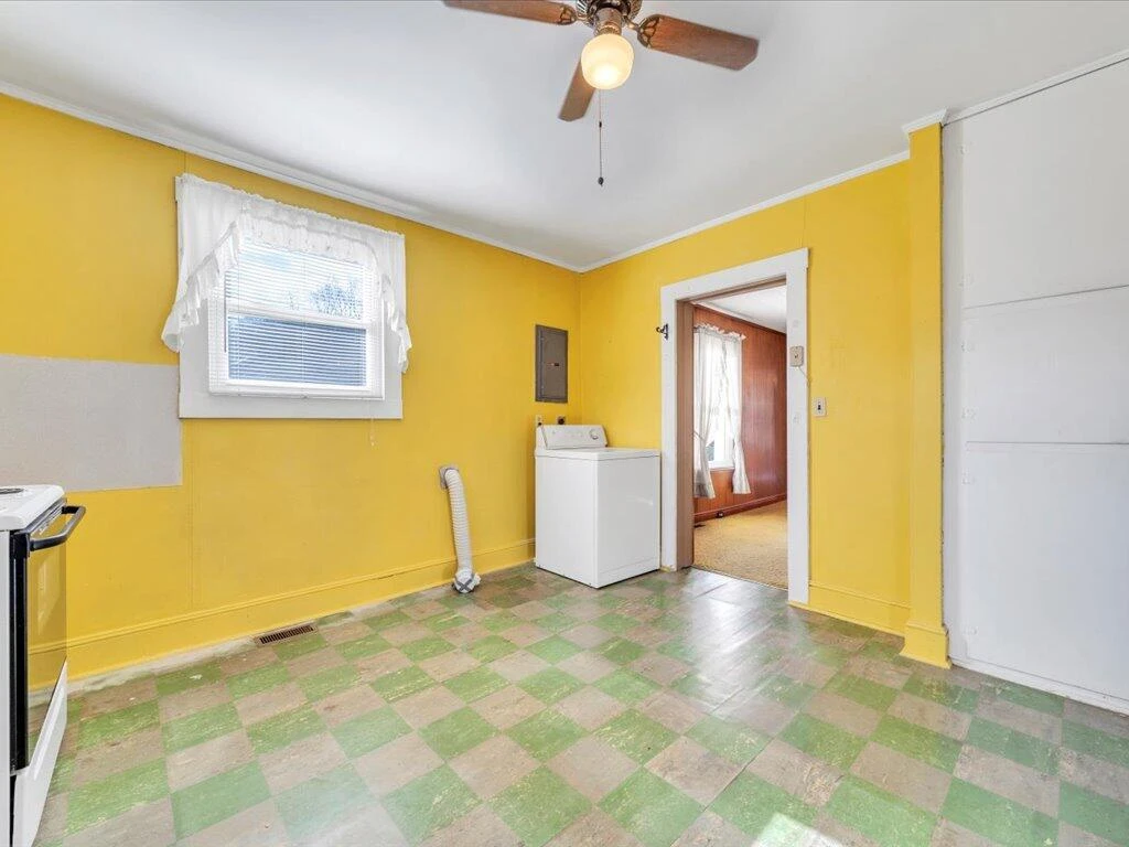 250 Chestnut ST - Photo 16