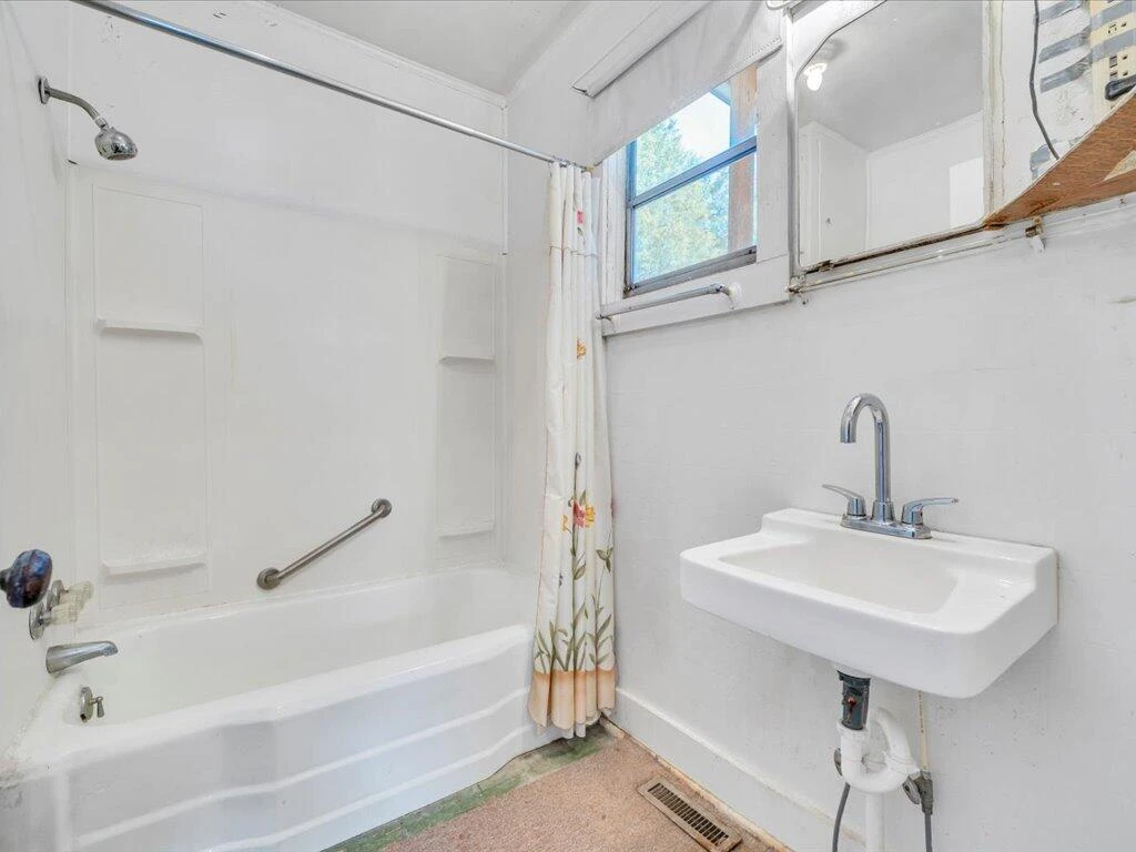 250 Chestnut ST - Photo 24
