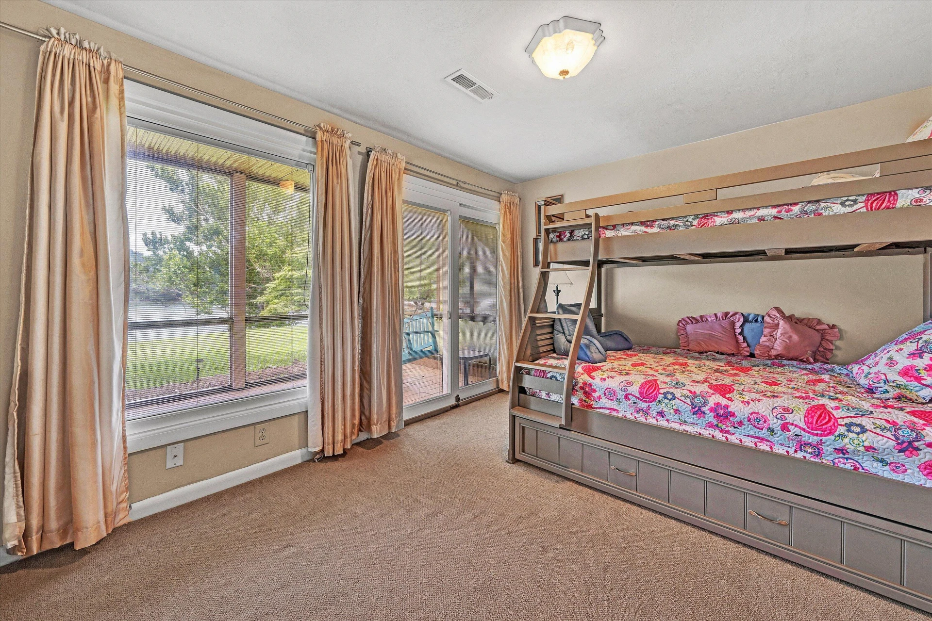 279 Waterside DR #7-J - Photo 38