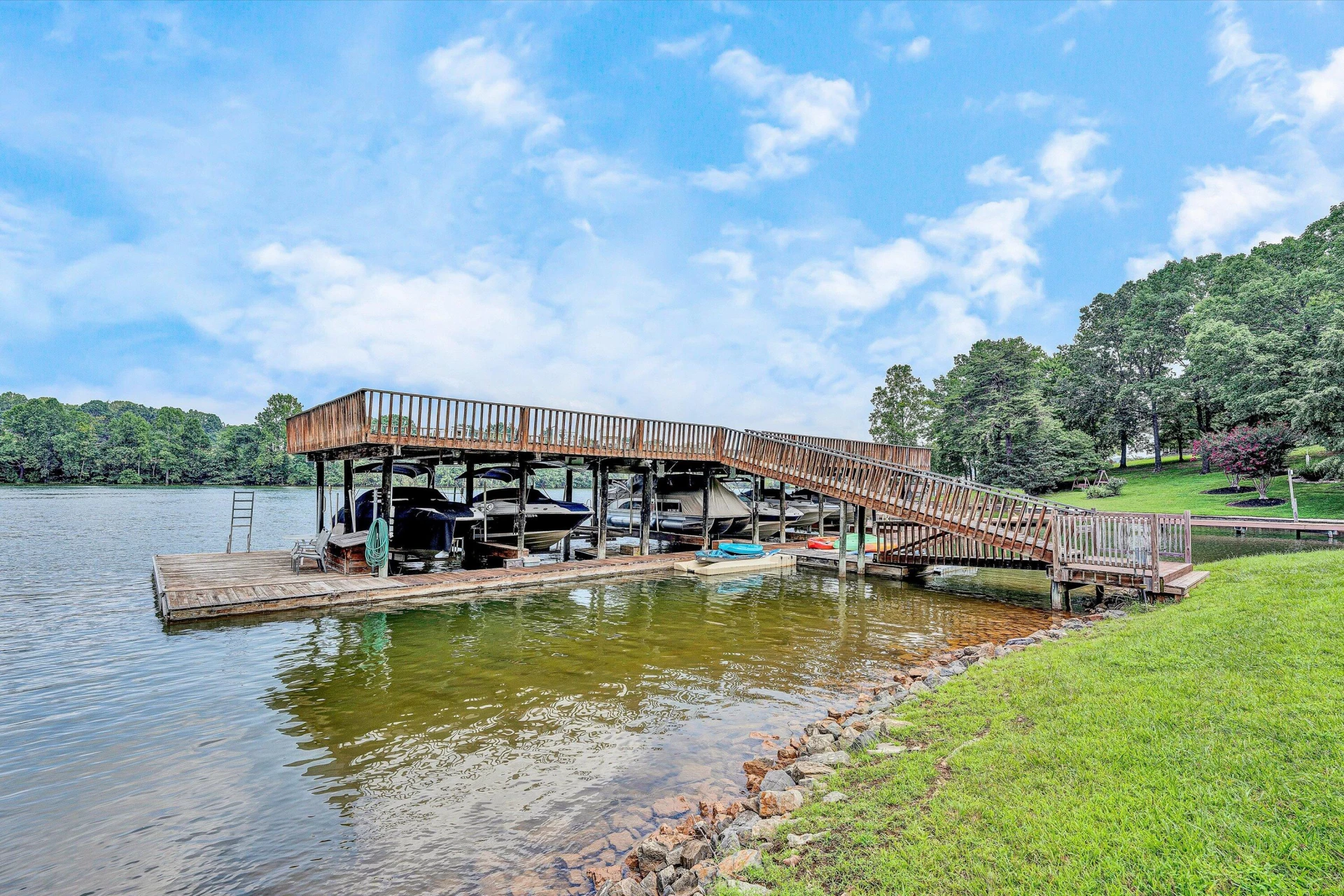 279 Waterside DR #7-J - Photo 4