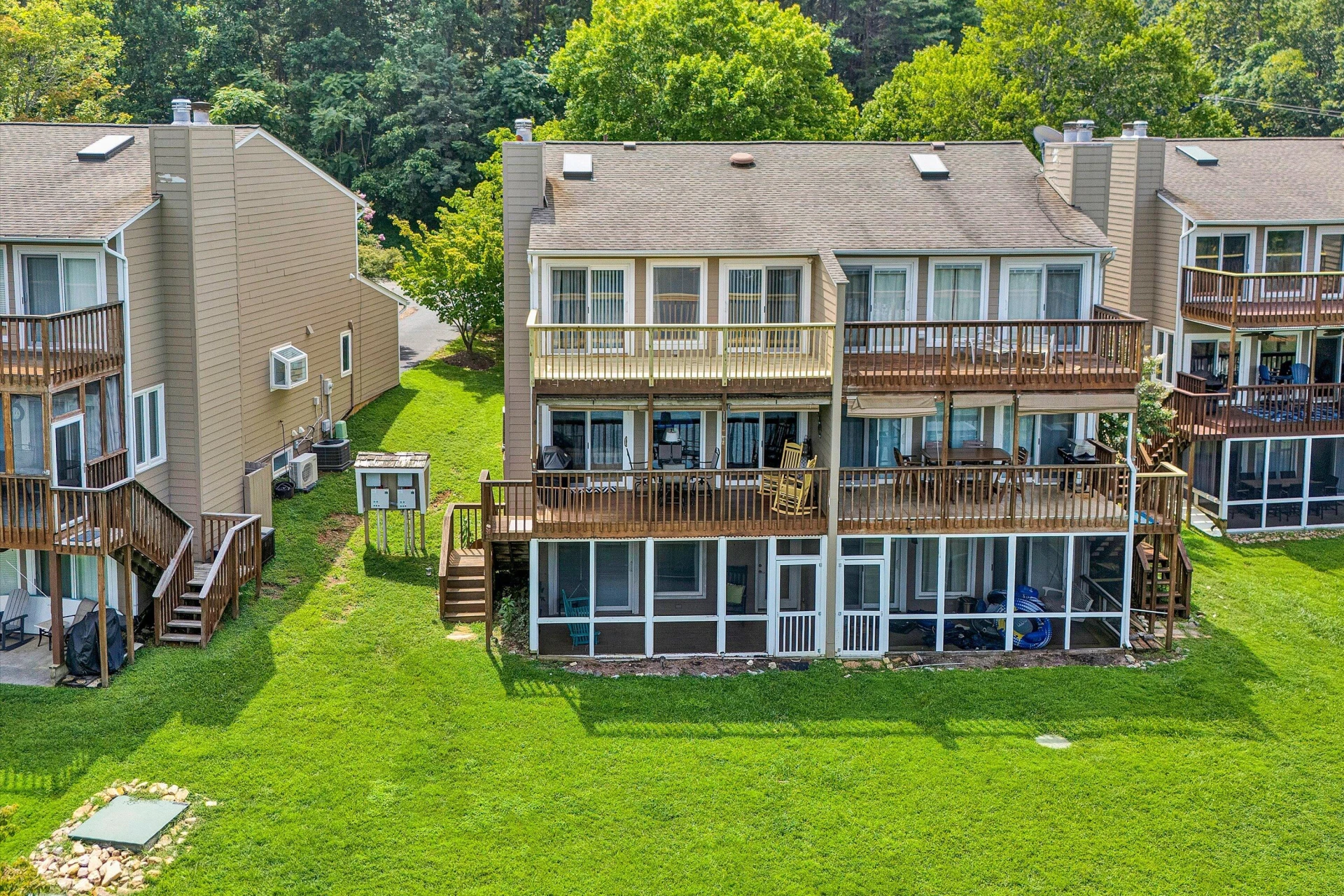 279 Waterside DR #7-J - Photo 9