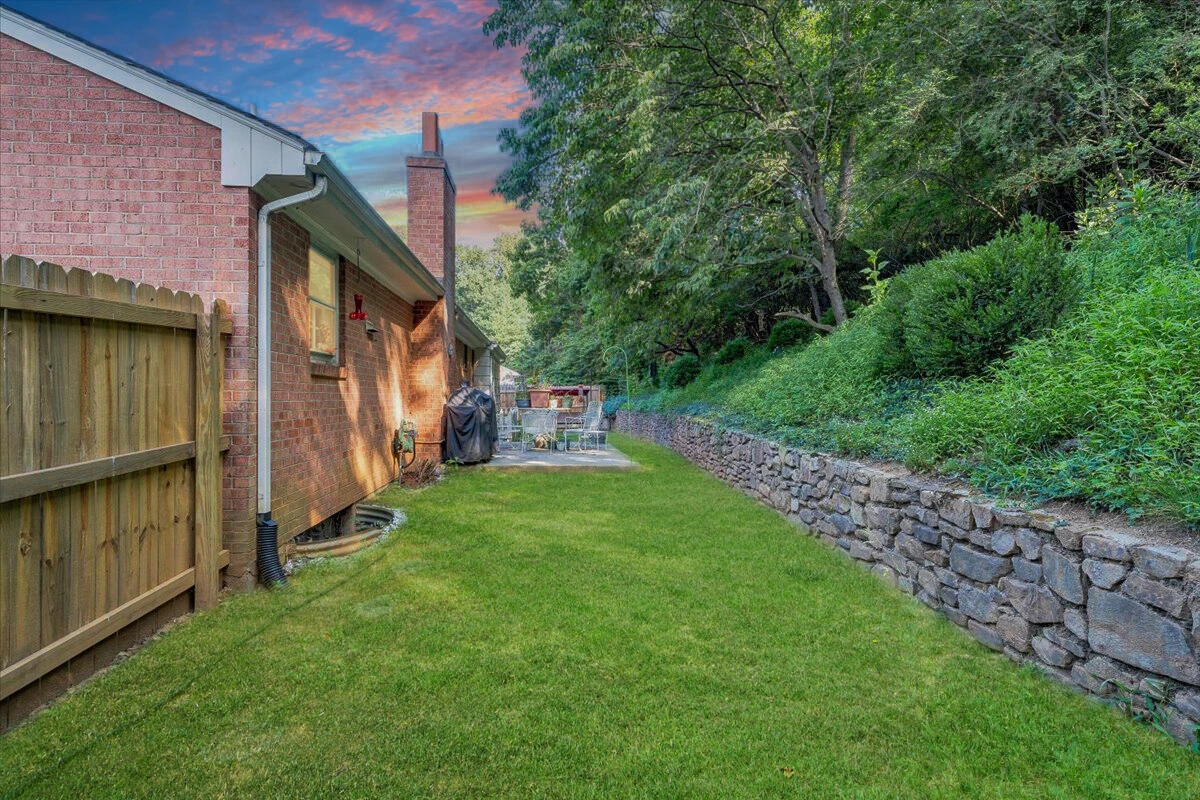 3339 Longhorn RD - Photo 8