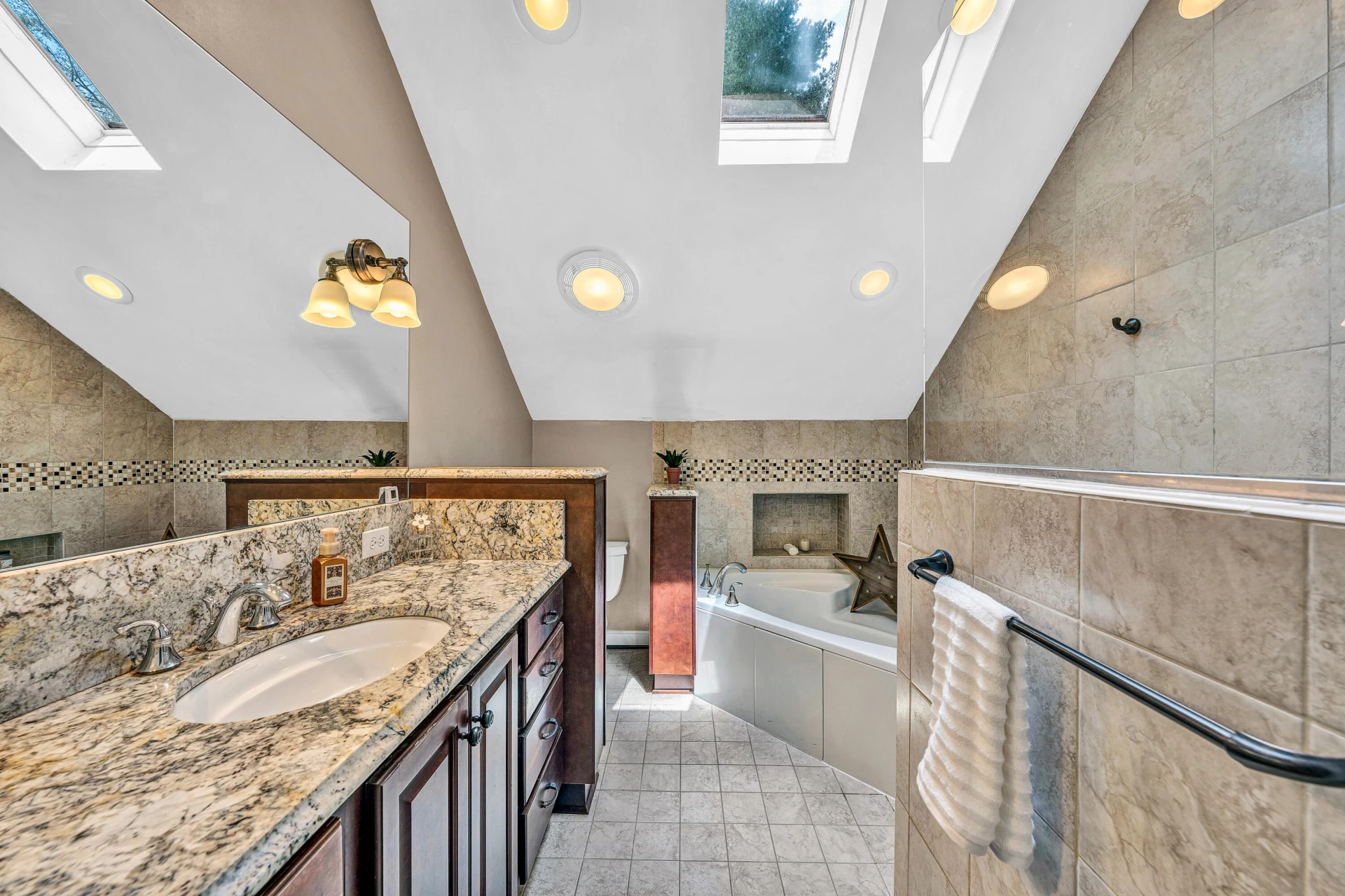 52 Hollymeade LN - Photo 28
