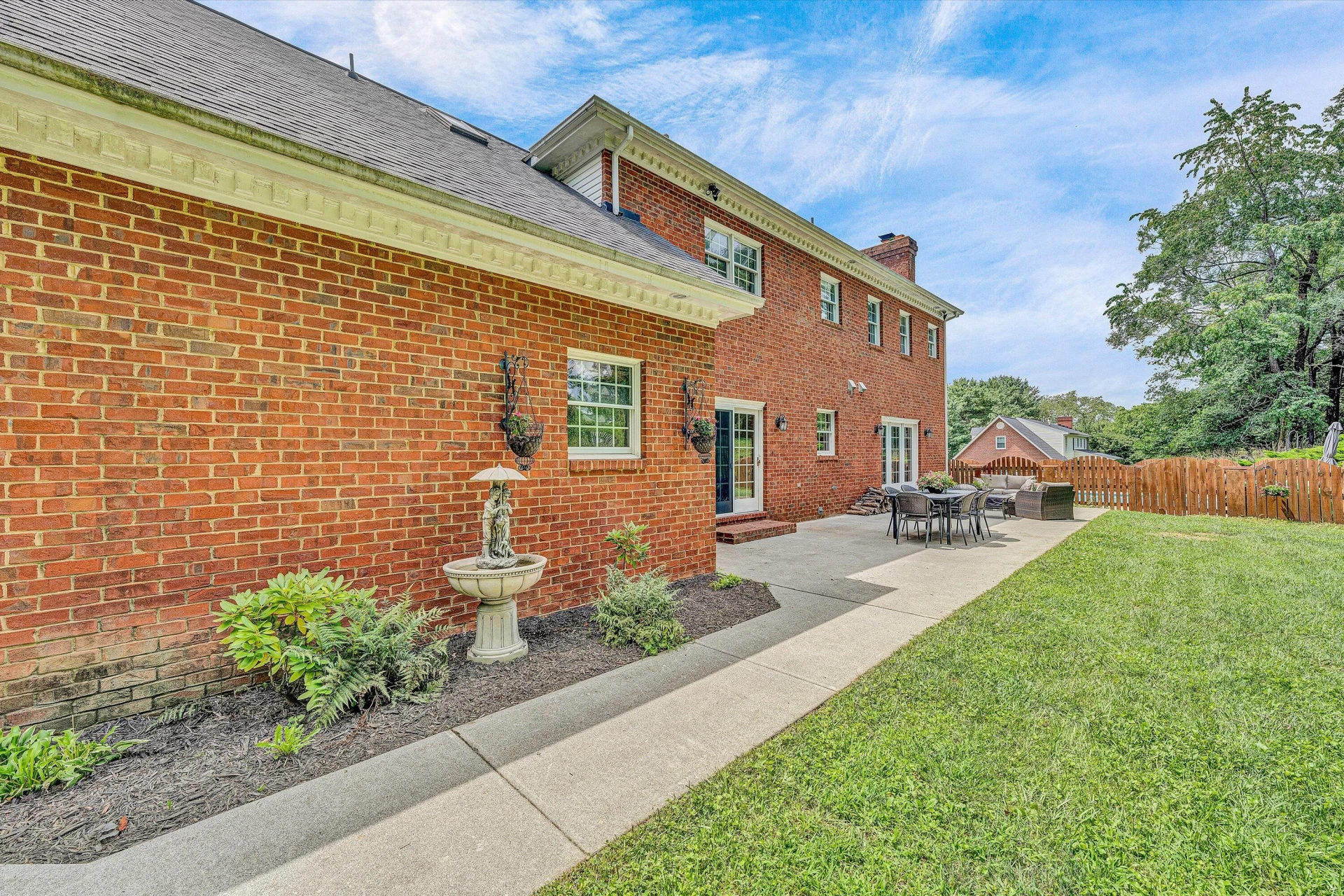 52 Hollymeade LN - Photo 44