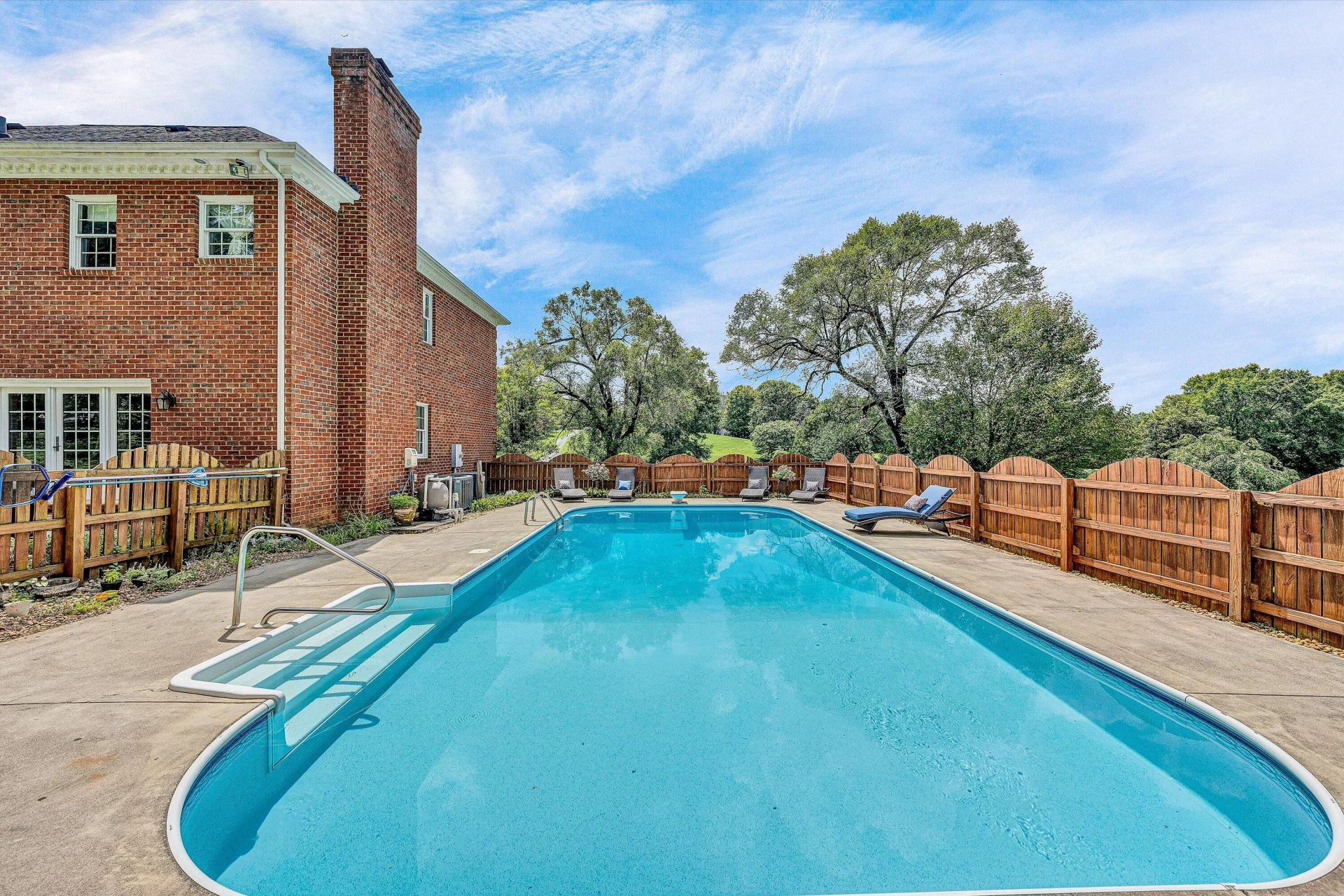 52 Hollymeade LN - Photo 48