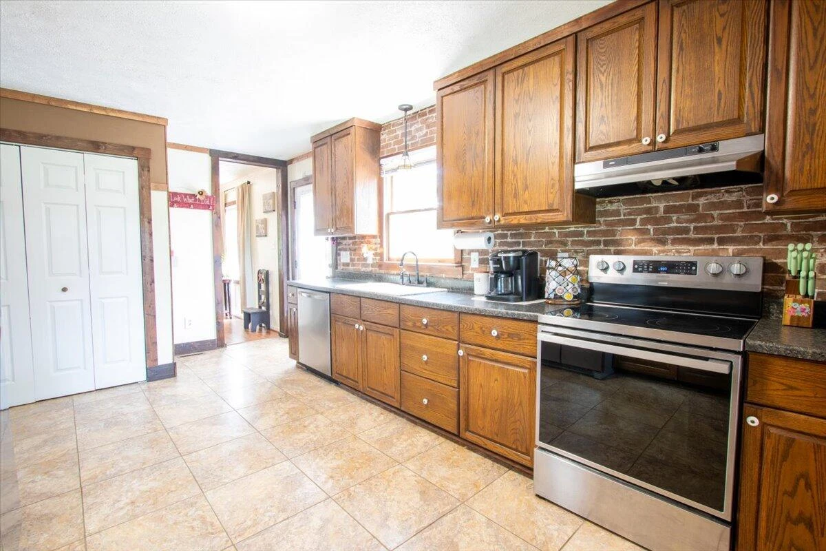 50 Mapleridge DR - Photo 17