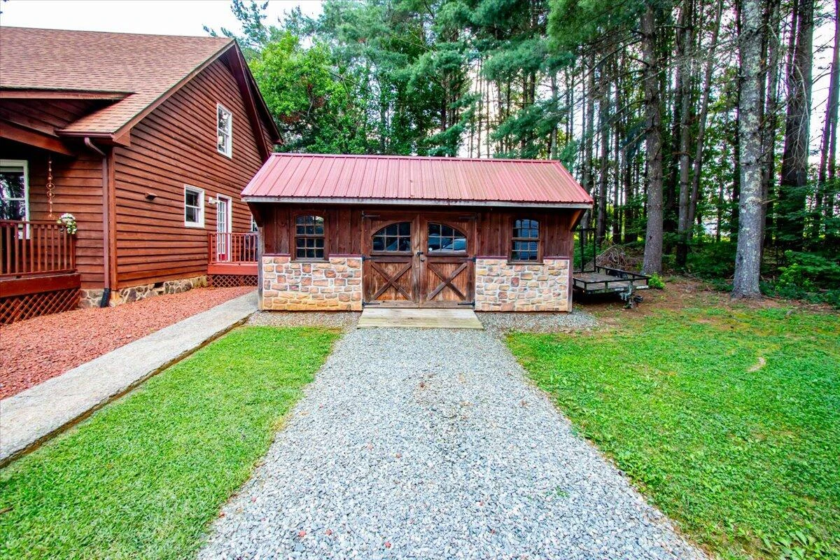 50 Mapleridge DR - Photo 49
