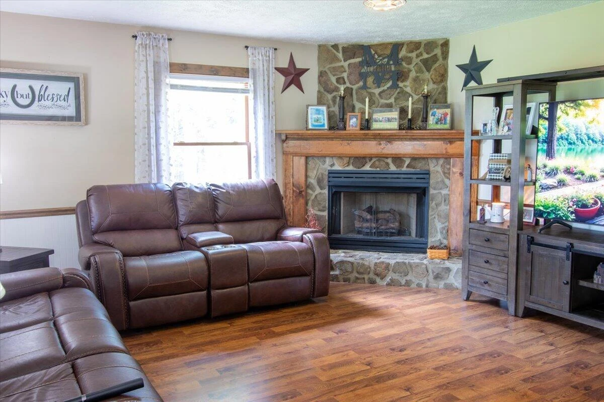 50 Mapleridge DR - Photo 5