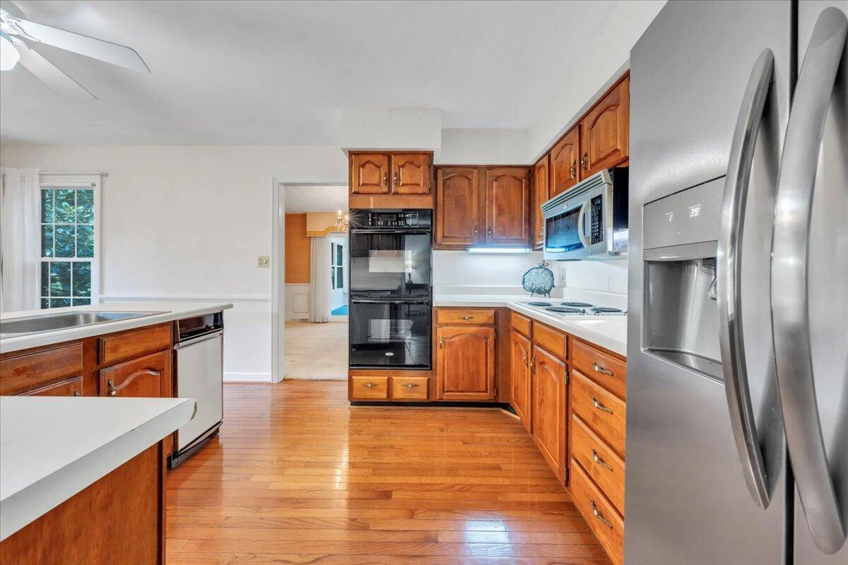 2391 Romar DR - Photo 15