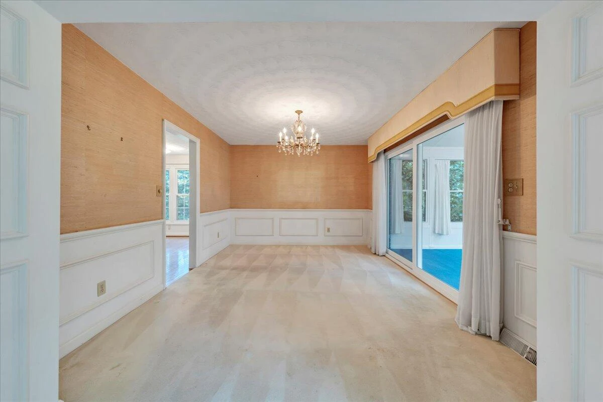 2391 Romar DR - Photo 24
