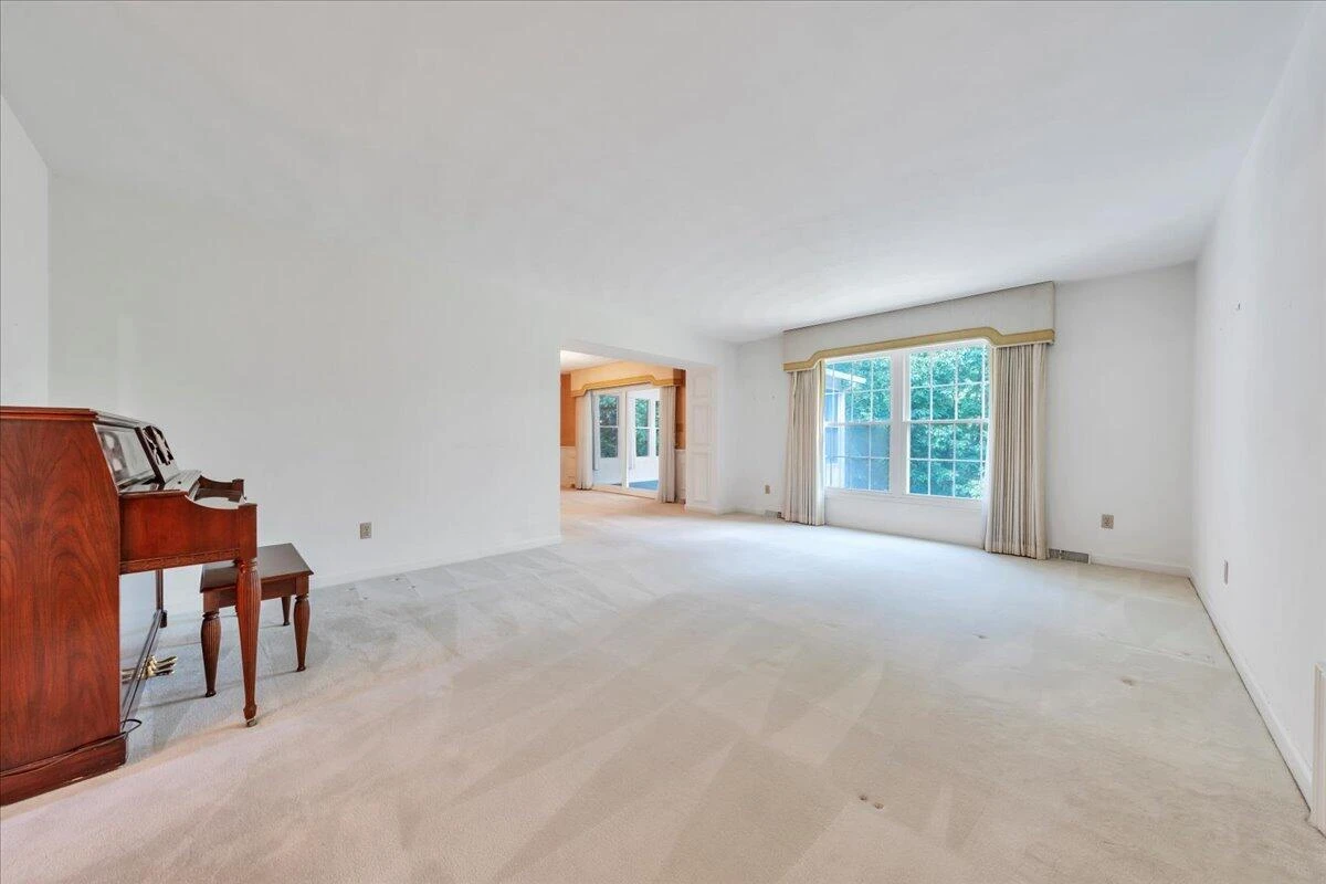 2391 Romar DR - Photo 28
