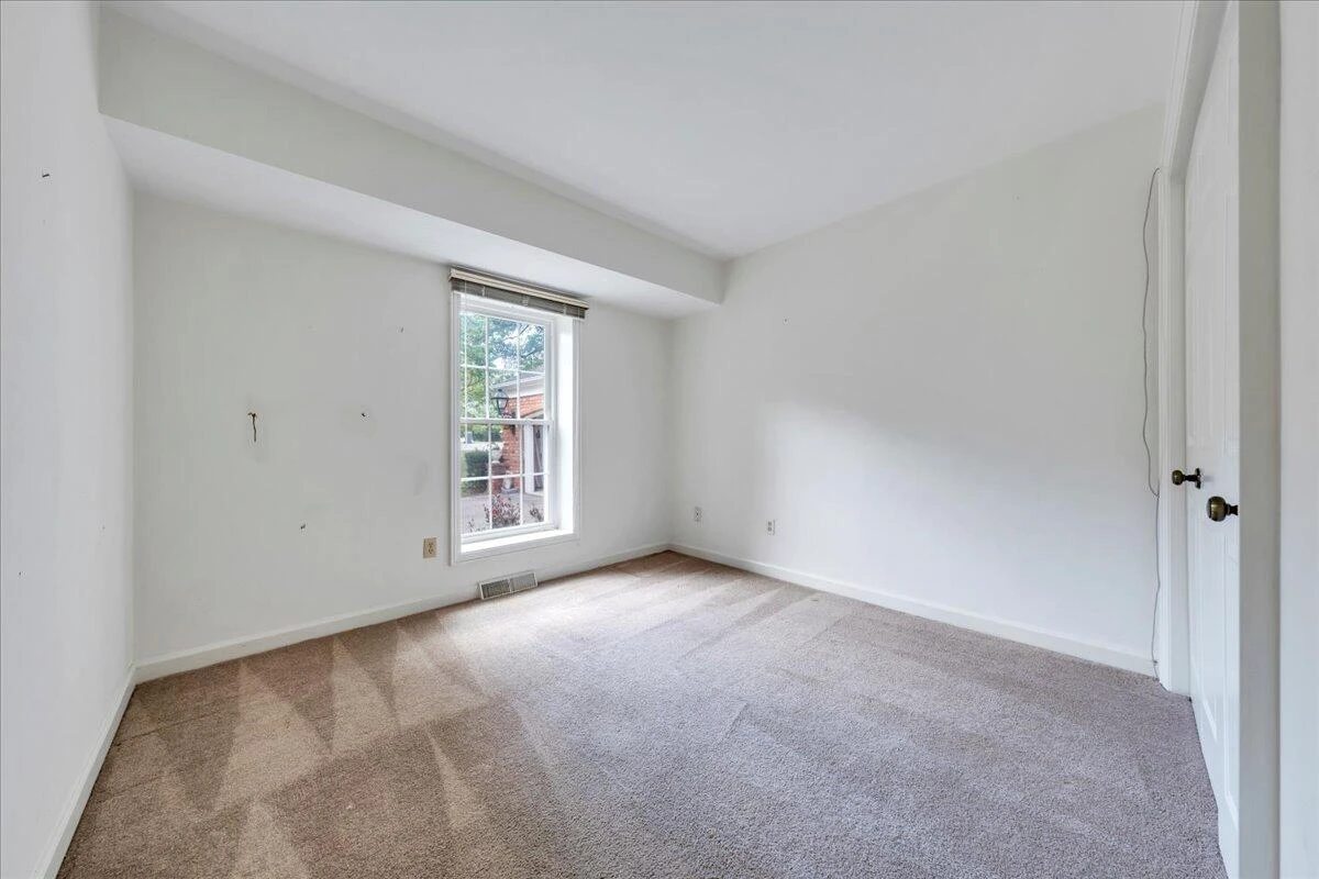 2391 Romar DR - Photo 33
