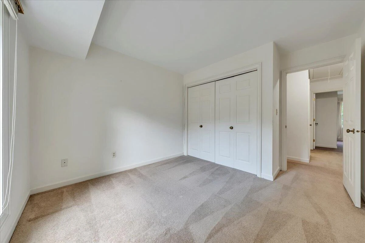 2391 Romar DR - Photo 34