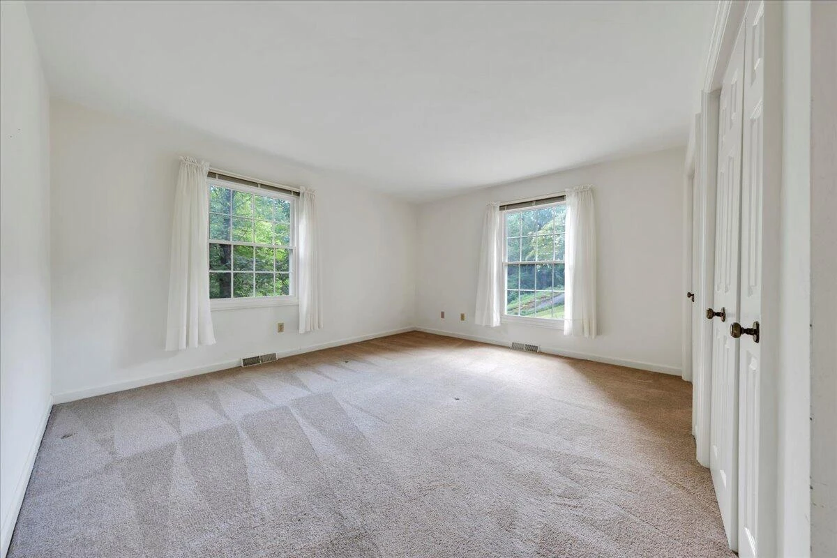 2391 Romar DR - Photo 35
