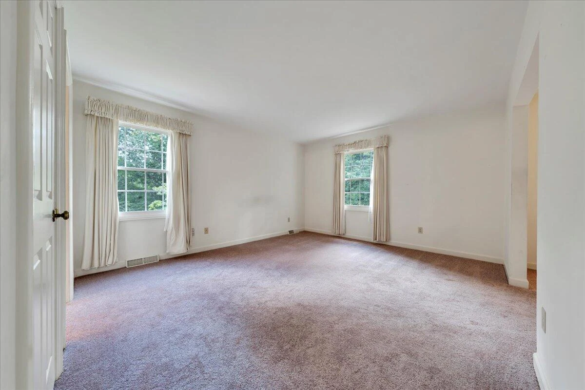 2391 Romar DR - Photo 39
