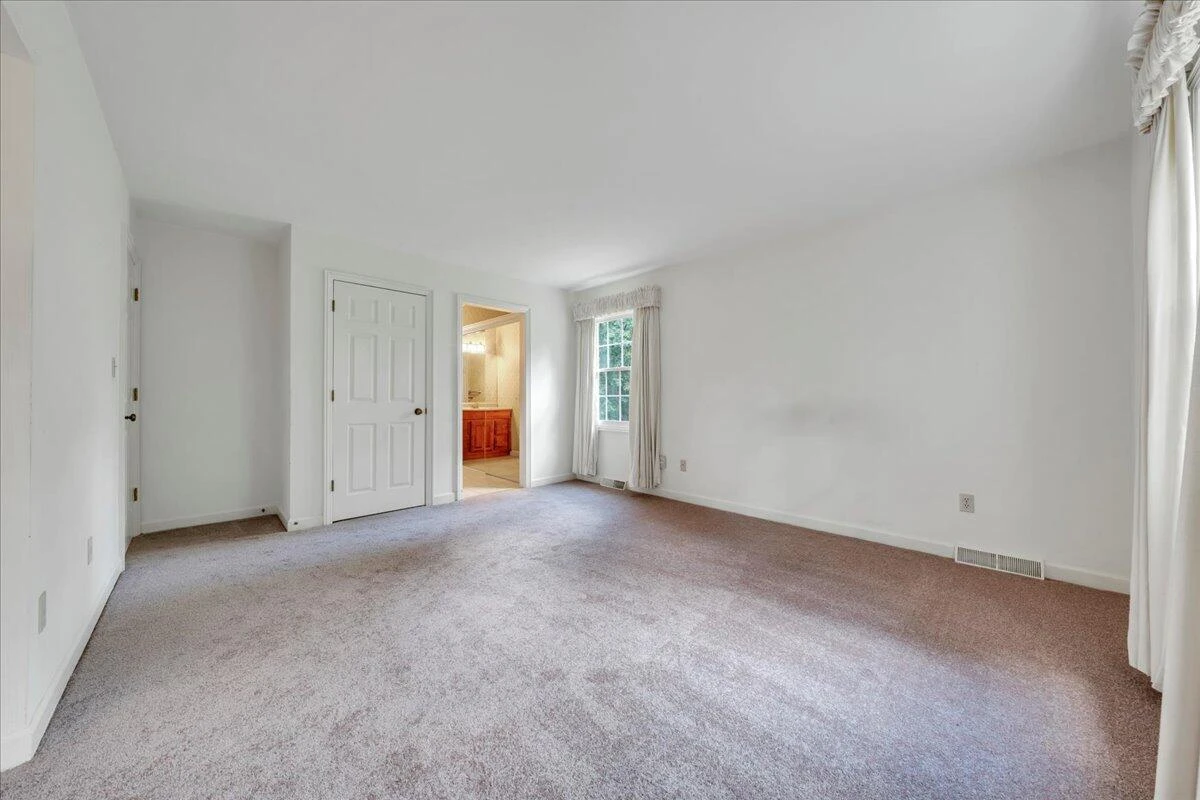 2391 Romar DR - Photo 40