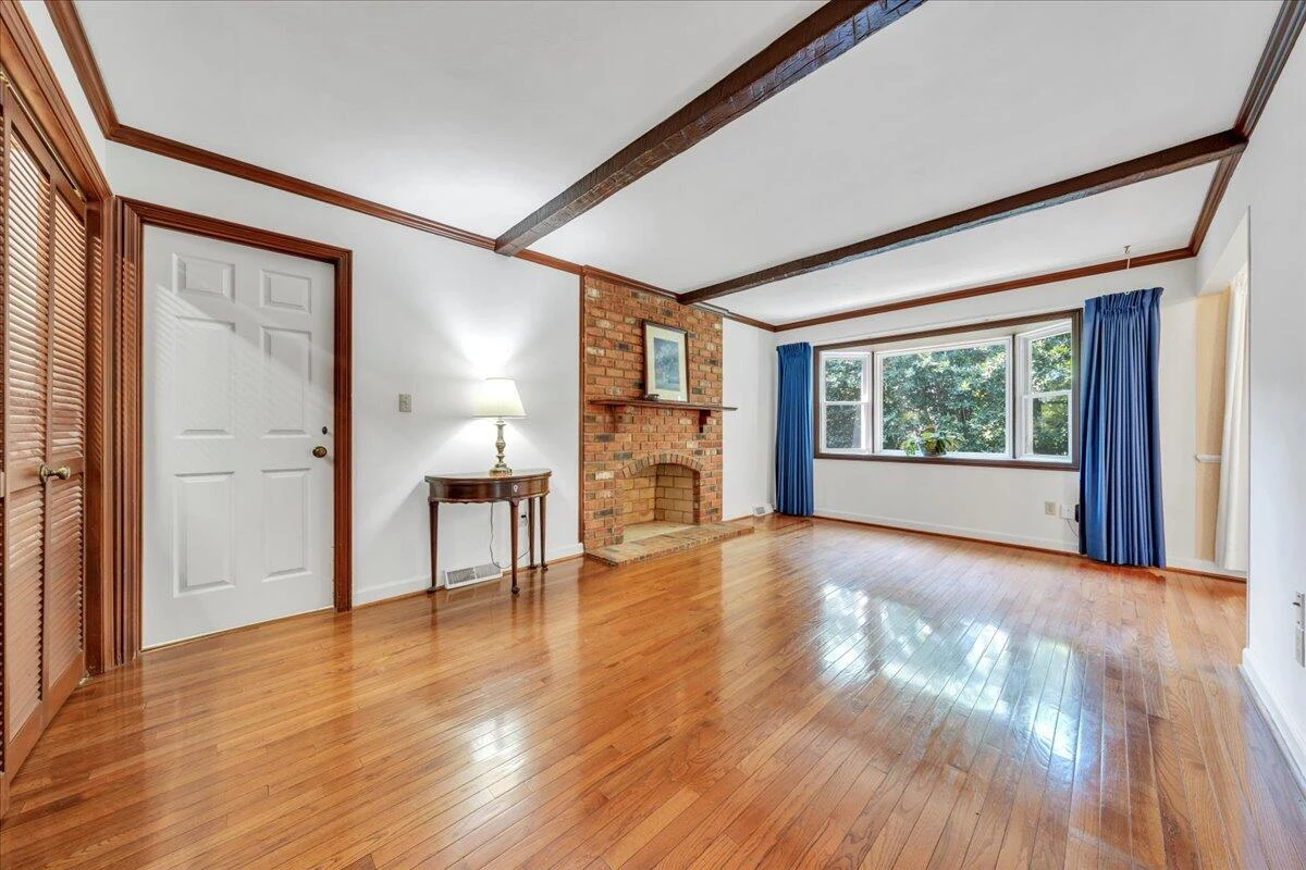 2391 Romar DR - Photo 8
