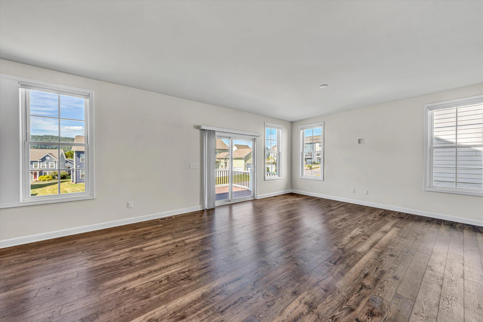 54 Boxwood LN - Photo 13